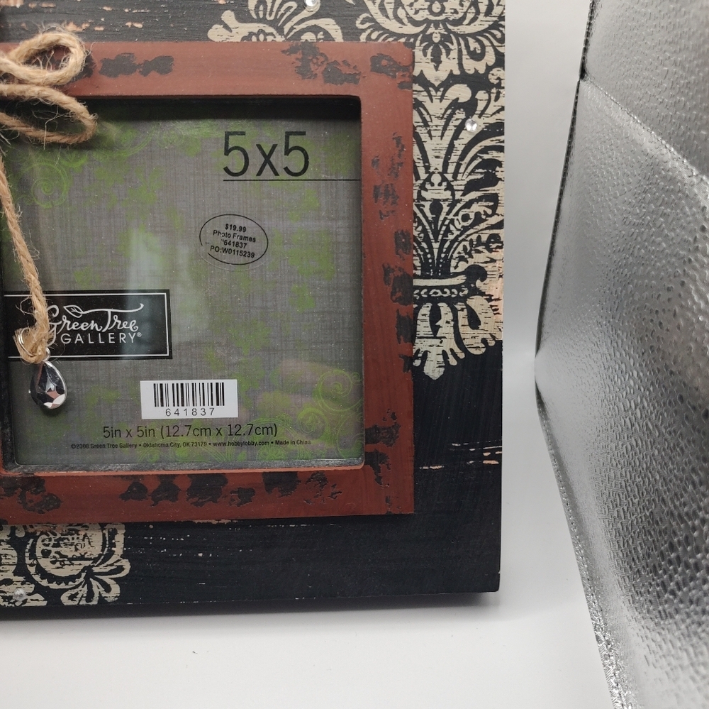 π₯ 3/$20 Artistic Distressed Picture Frame! - Picture 3 of 9